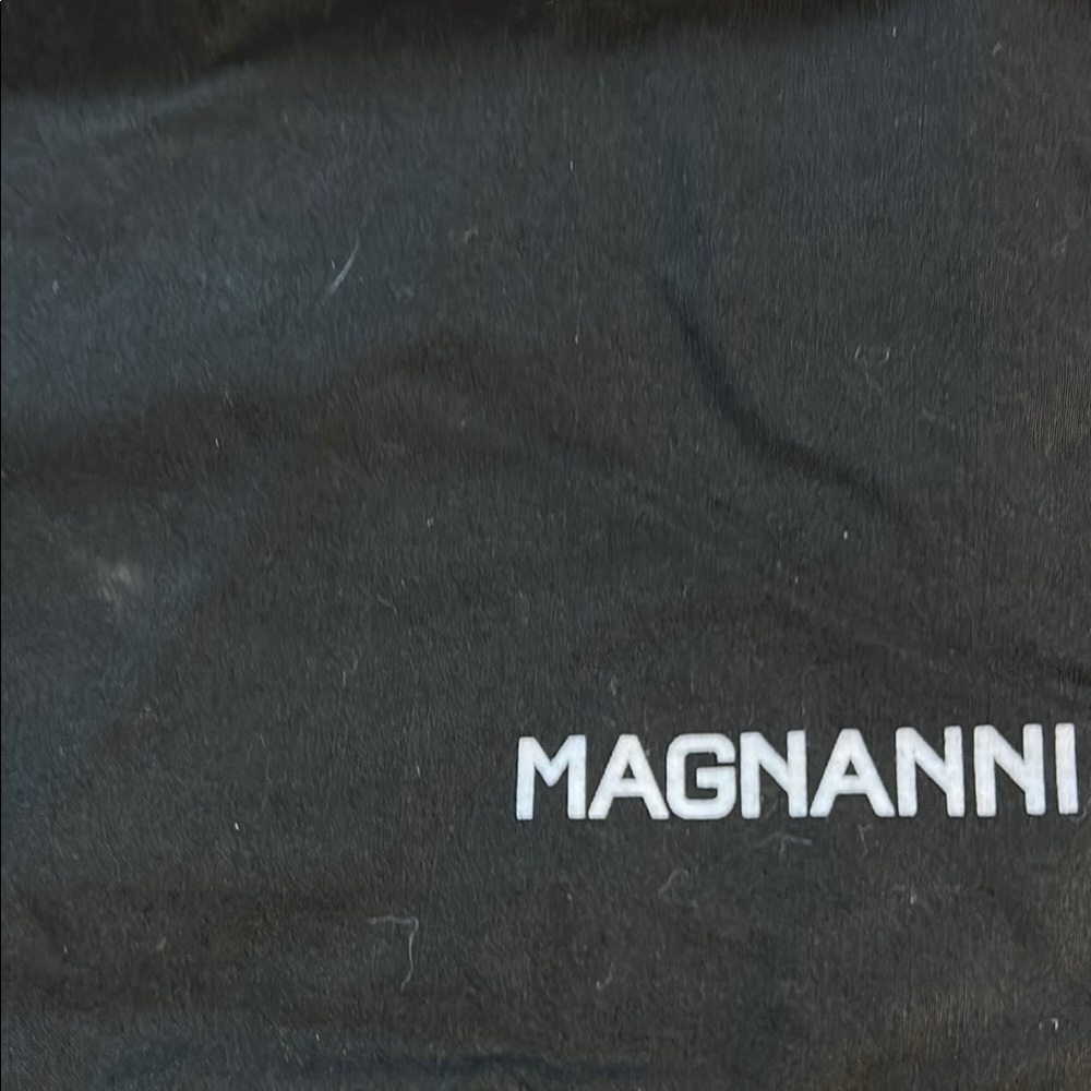 Magnanni Elegant Black Travel Bag or Dust bag